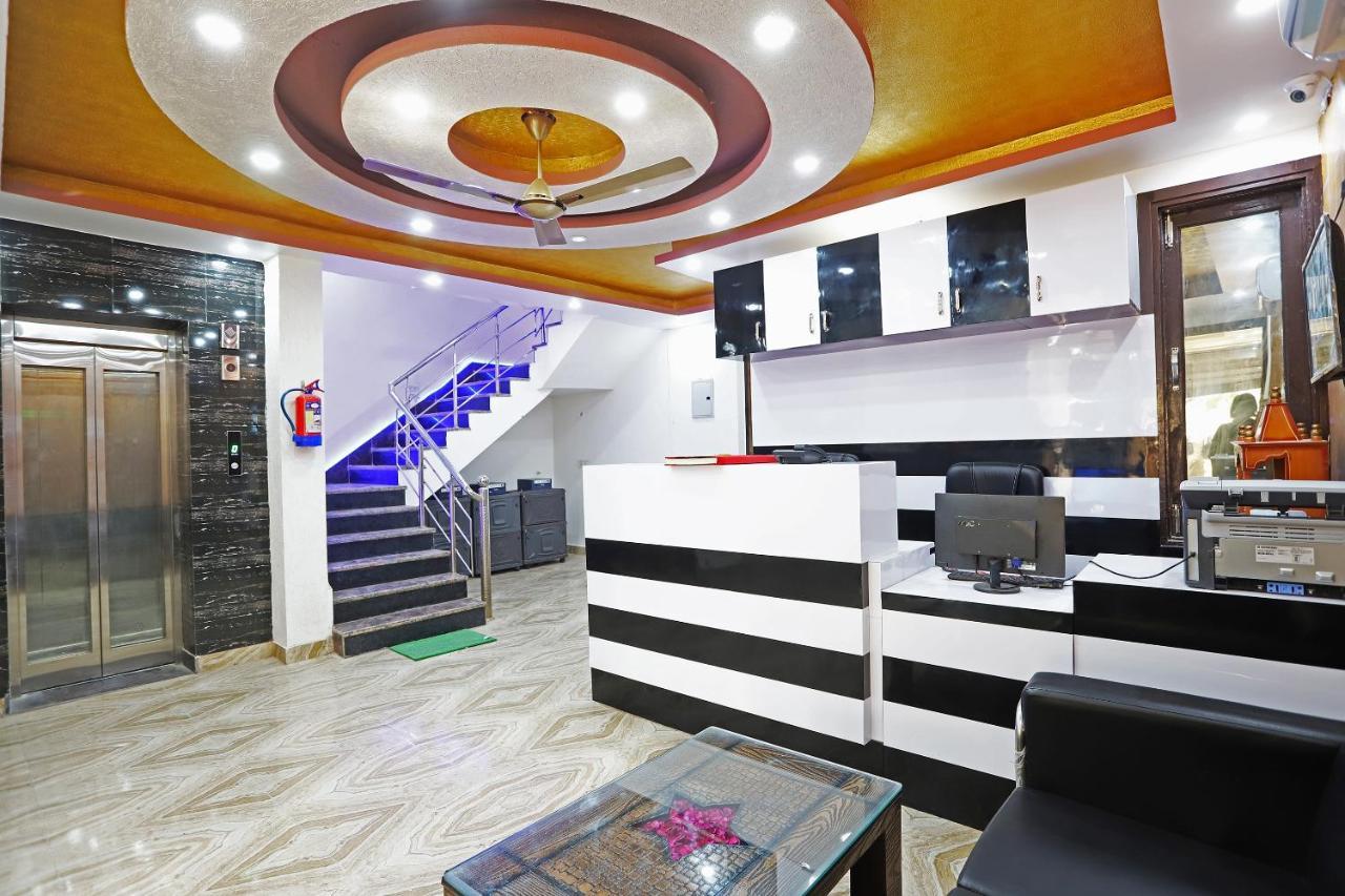 Oyo Flagship 42619 Diamond Key Ξενοδοχείο Δελχί Εξωτερικό φωτογραφία
